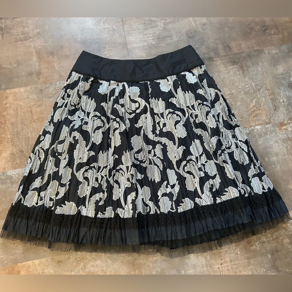 Peter Nygard Black and White Floral Midi Skirt